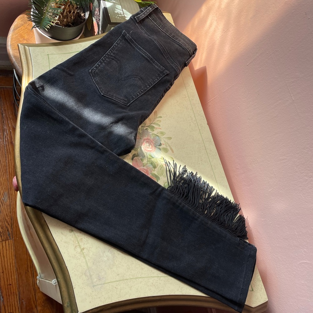 Levis Mile high super skinny washed black 24
